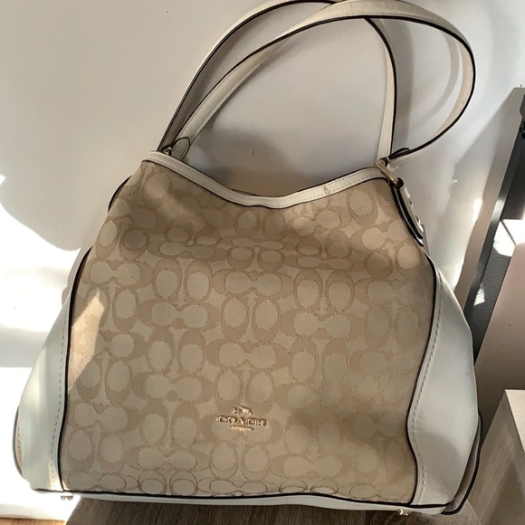 Coach Handbags - Coach Purse